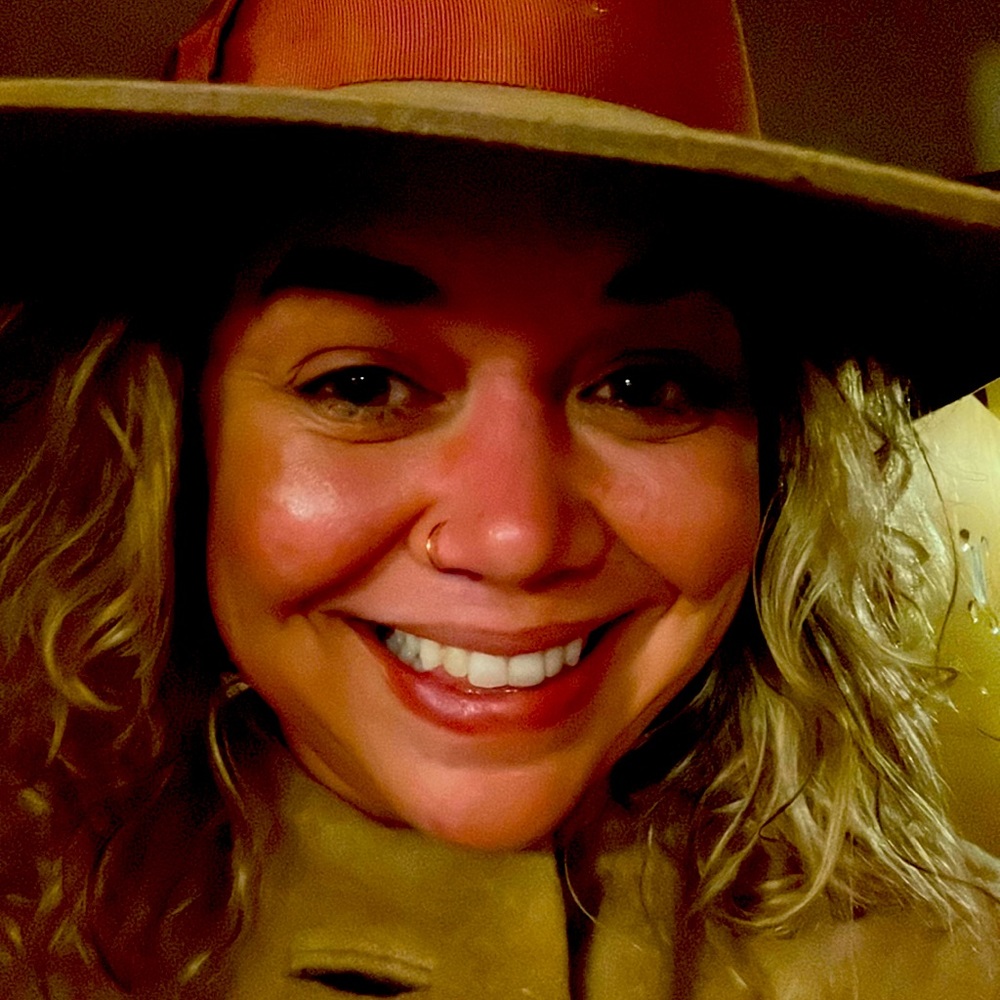 Meet your Posher, Alissa